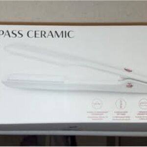 T3 like New Single Pass Ceramic Straightening Iron